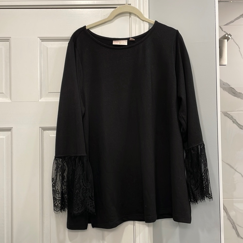 Belle by Kim Black Gravel Lace Trim Bell Sleeve Top